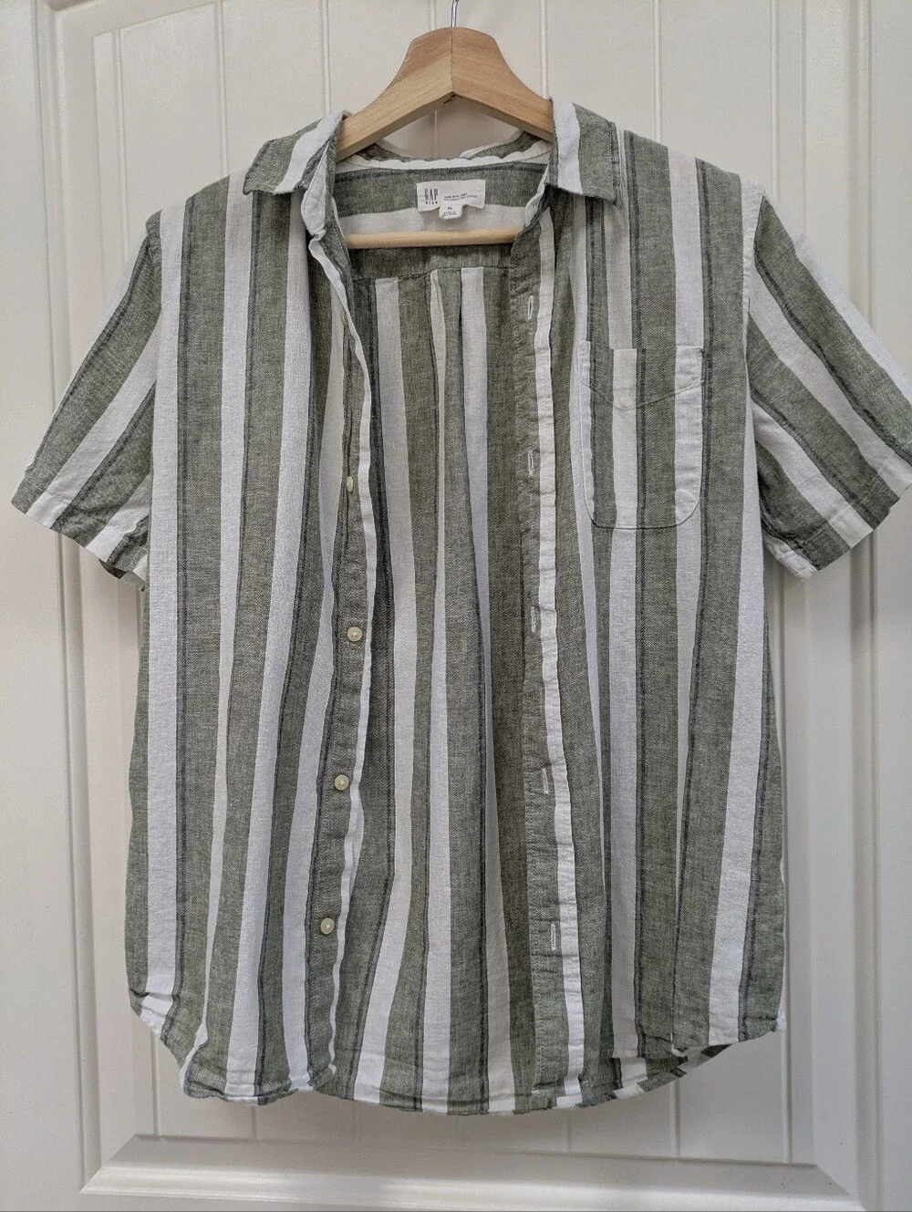 Gap Boy's Short-Sleeve Stripe Button-Up Shirt - Olive & White